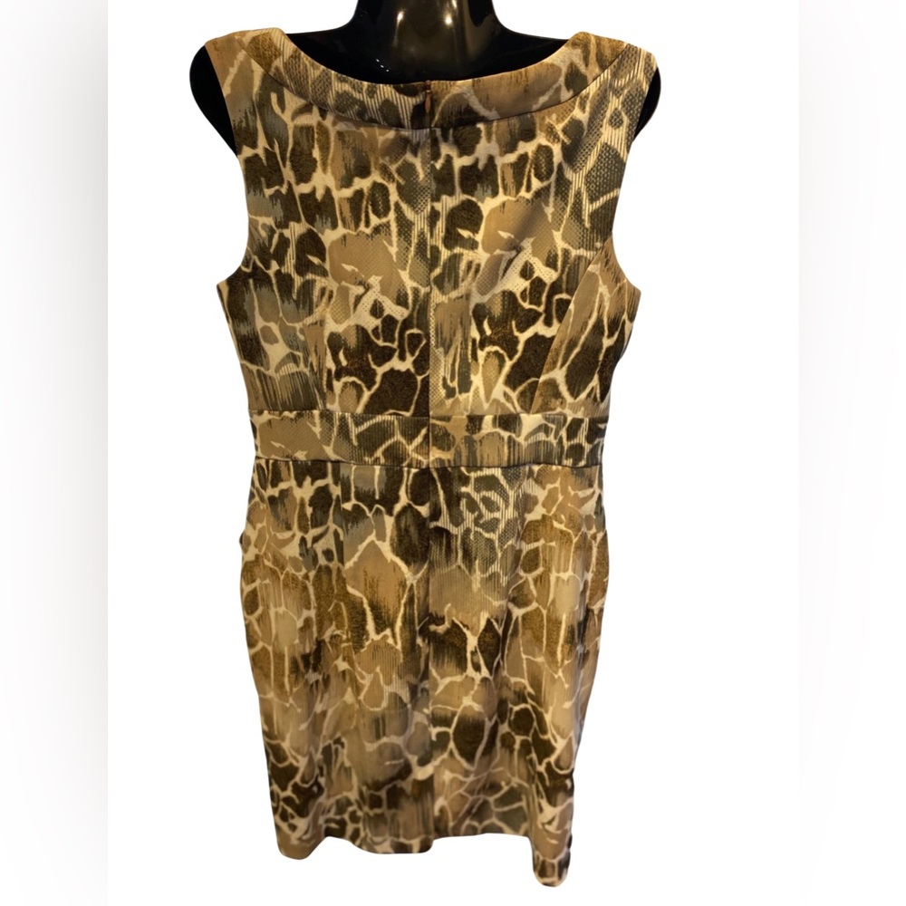 Dressbarn Size 10 Giraffe Print Knee Length Sleeveless Tank Boatneck Dress